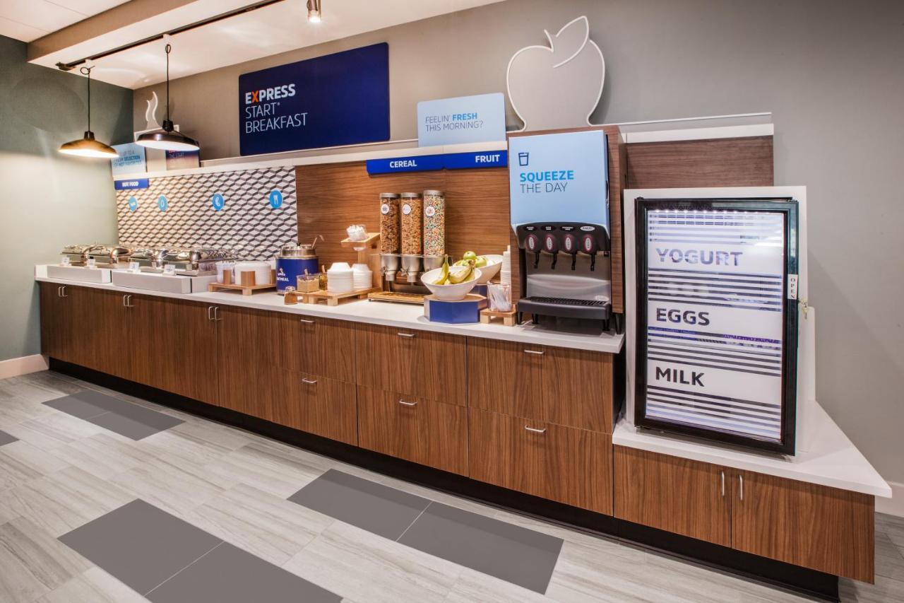 Holiday Inn Express & Suites - Springdale - Fayetteville Area Eksteriør bilde