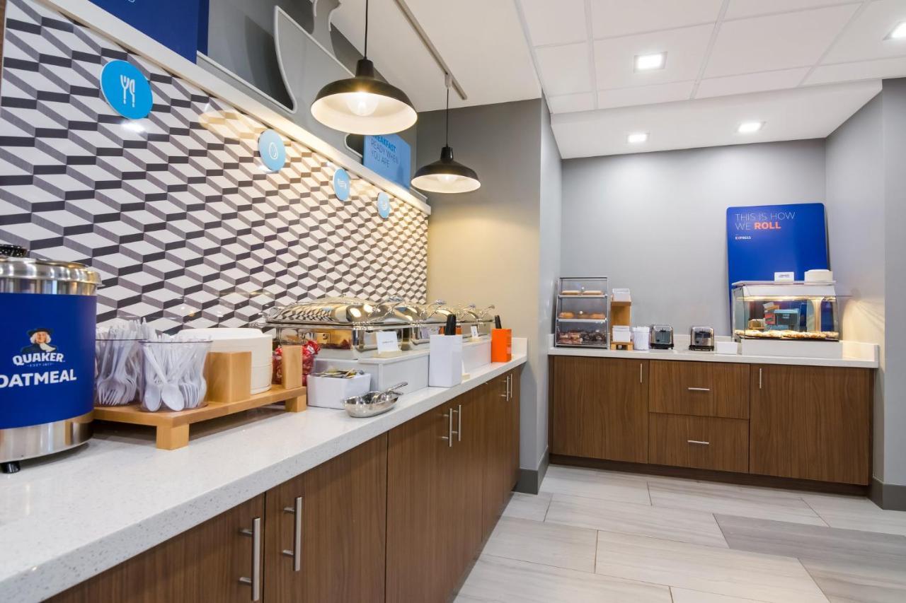 Holiday Inn Express & Suites - Springdale - Fayetteville Area Eksteriør bilde