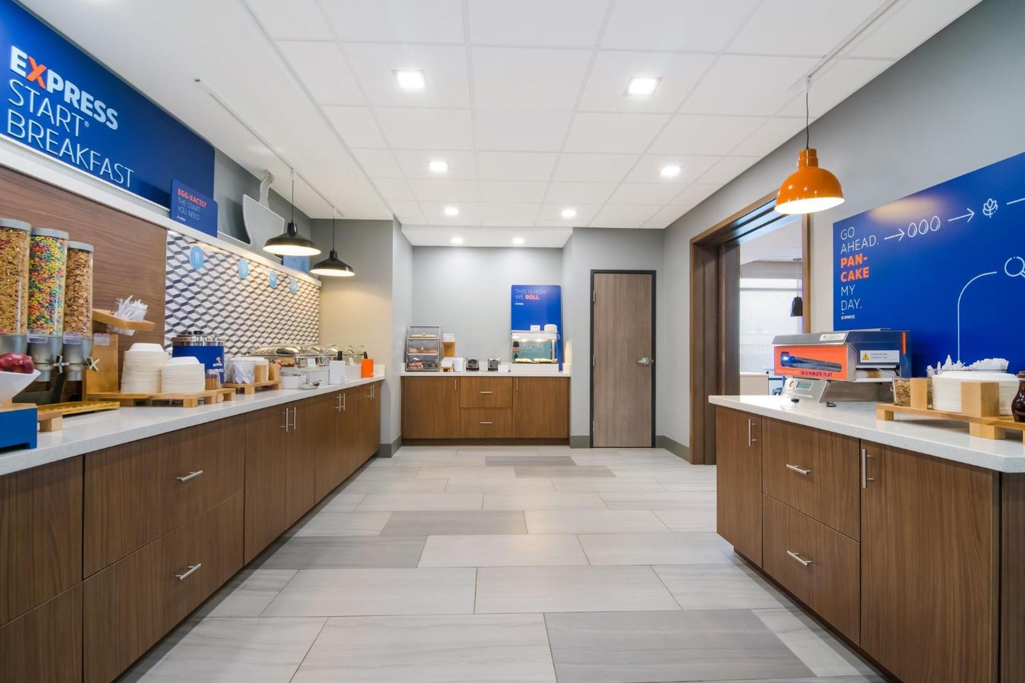 Holiday Inn Express & Suites - Springdale - Fayetteville Area Eksteriør bilde